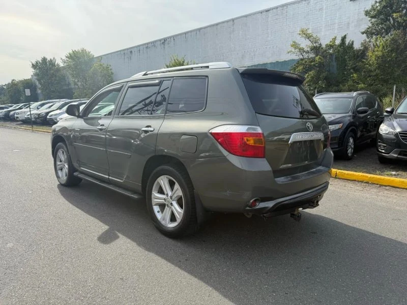 2010 Toyota Highlander - Image 4 of 12