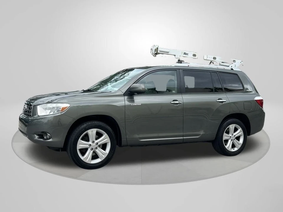 2010 Toyota Highlander - Image 3 of 12