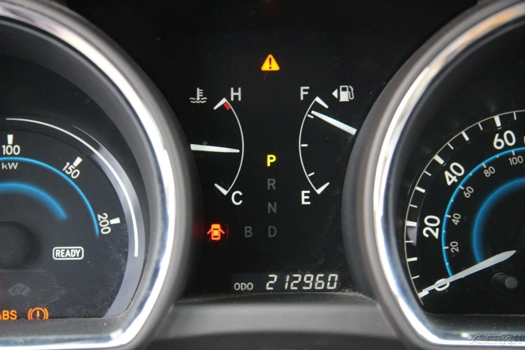2010 Toyota Highlander - Image 18 of 21