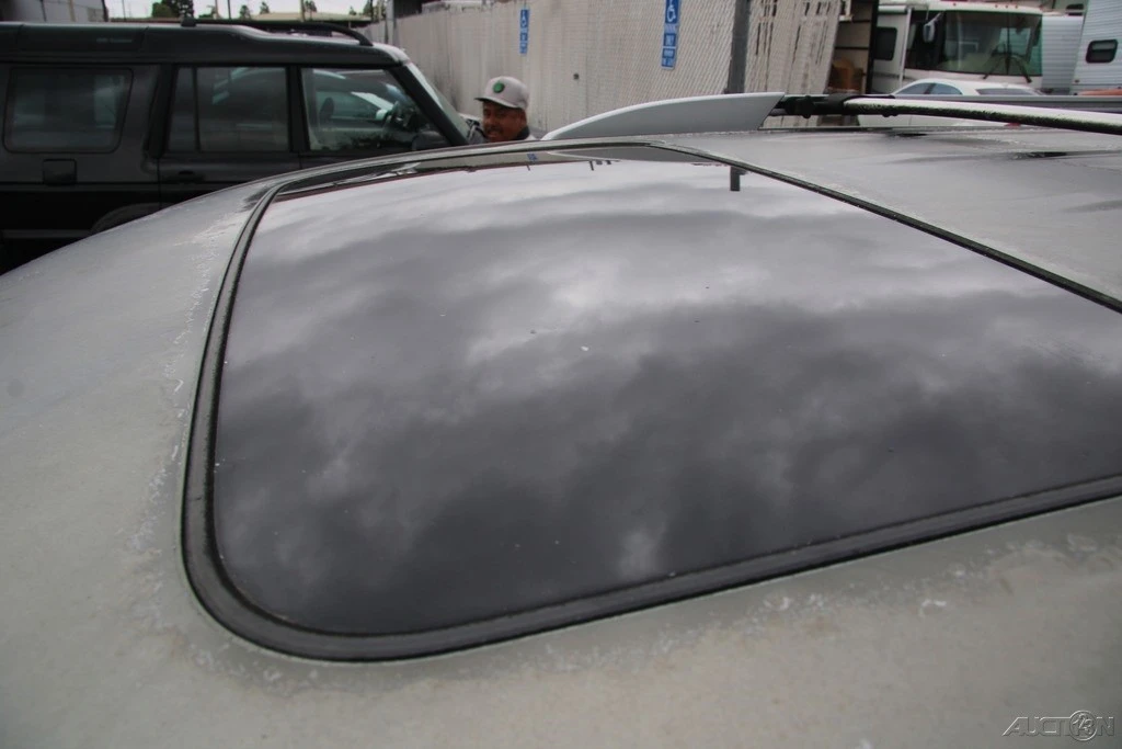 2010 Toyota Highlander - Image 12 of 21