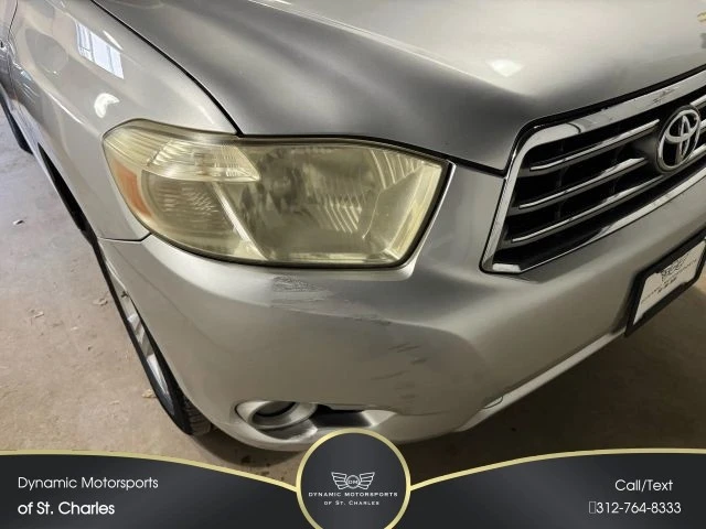 2010 Toyota Highlander - Image 9 of 21