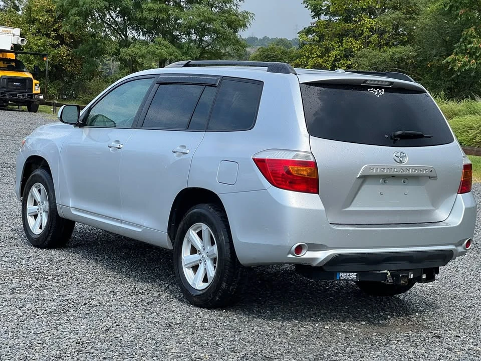 2010 Toyota Highlander - Image 6 of 16