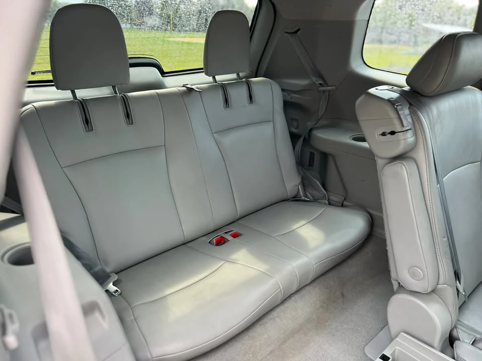 2010 Toyota Highlander - Image 11 of 16