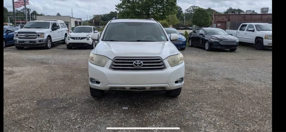 2010 Toyota Highlander - Image 4 of 12