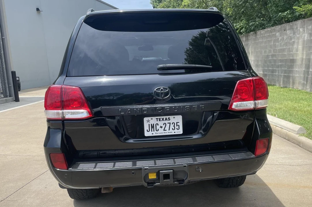 2010 Toyota J200 Land Cruiser - Image 5 of 31