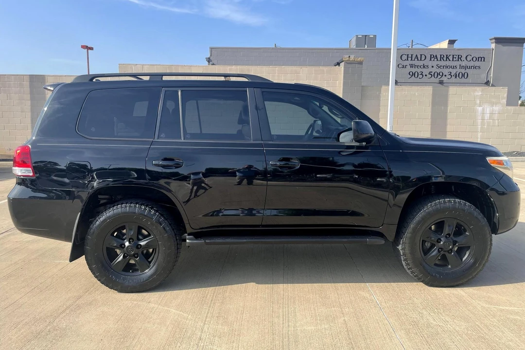 2010 Toyota J200 Land Cruiser - Image 3 of 31
