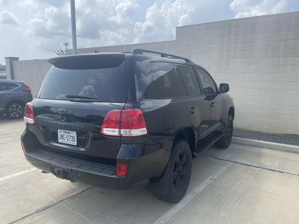 2010 Toyota J200 Land Cruiser - Image 12 of 31