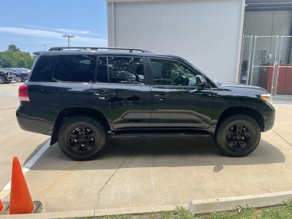2010 Toyota J200 Land Cruiser - Image 14 of 31