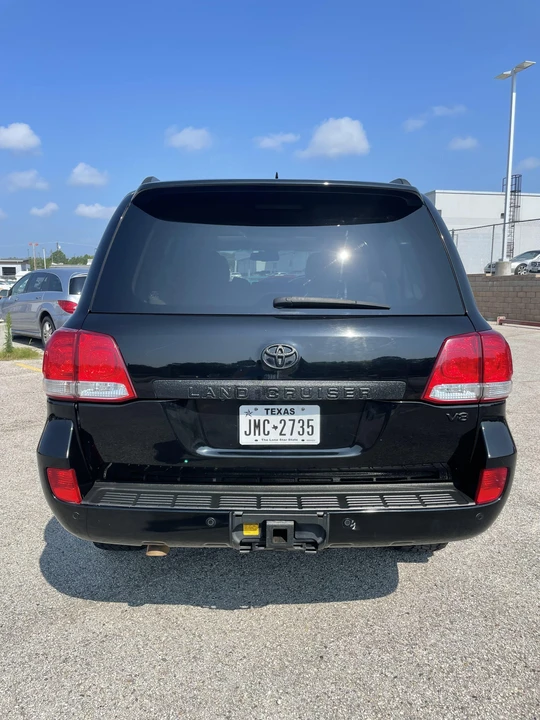 2010 Toyota J200 Land Cruiser - Image 11 of 31