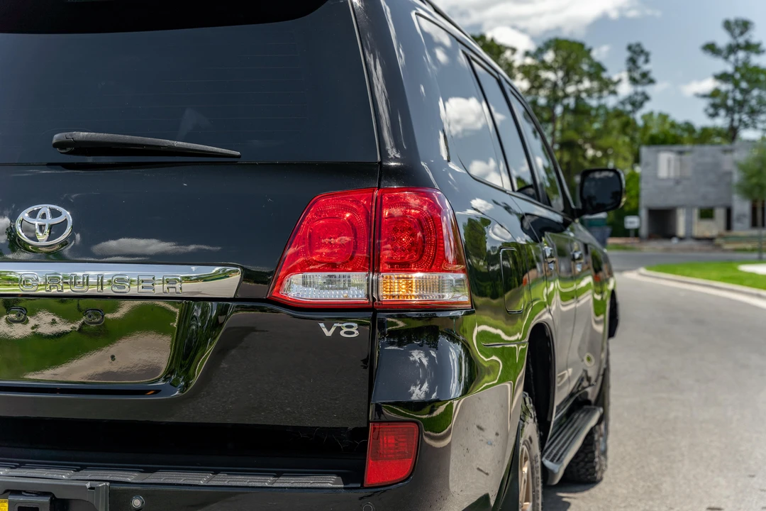 2010 Toyota J200 Land Cruiser - Image 15 of 31