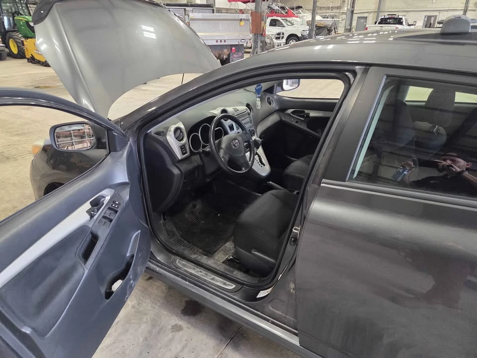 2010 Toyota Matrix - Image 6 of 6