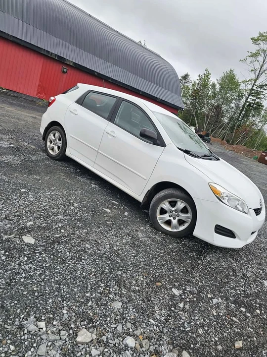 2010 Toyota Matrix 2nd Gen - Image 3 of 20
