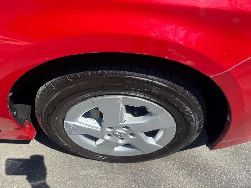 2010 Toyota Prius 3rd Gen - Image 9 of 12