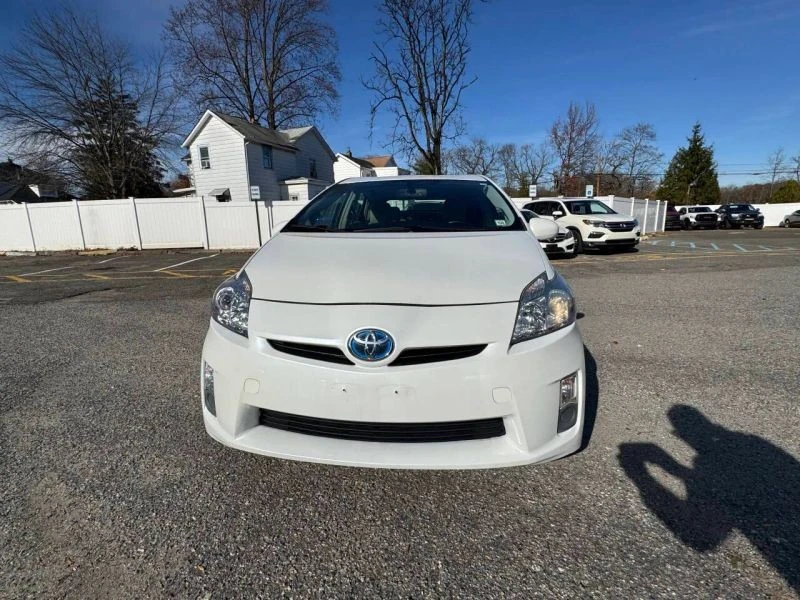 2010 Toyota Prius 3rd Gen - Image 3 of 12