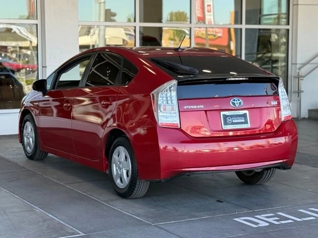 2010 Toyota Prius 2nd Gen - Image 9 of 12