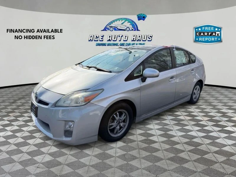 2010 Toyota Prius 3rd Gen - Image 3 of 12