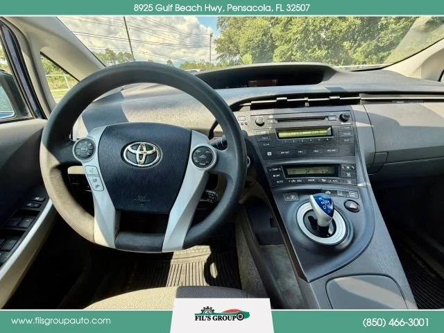 2010 Toyota Prius 3rd Gen - Image 10 of 12