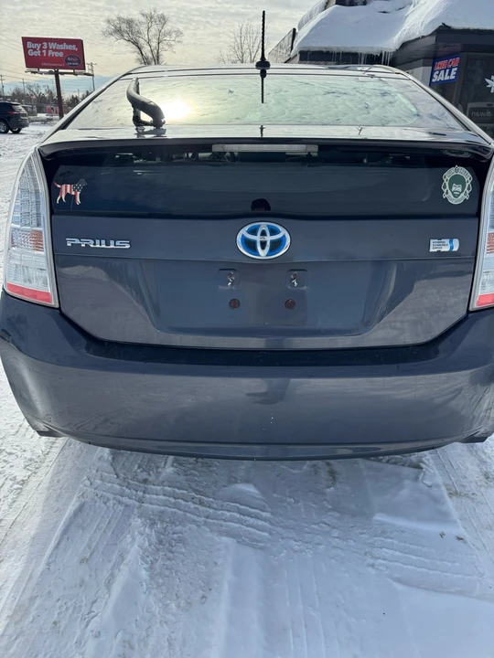 2010 Toyota Prius 3rd Gen - Image 5 of 18