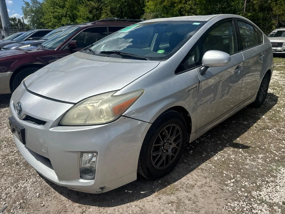 2010 Toyota Prius 3rd Gen - Image 4 of 6