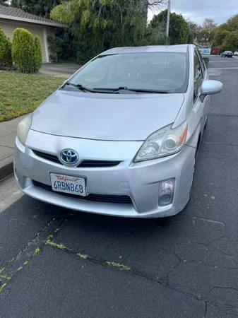 2010 Toyota Prius 3rd Gen - Image 3 of 5