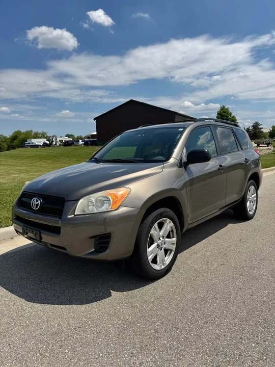 2010 Toyota RAV4 3rd Gen - Image 3 of 16