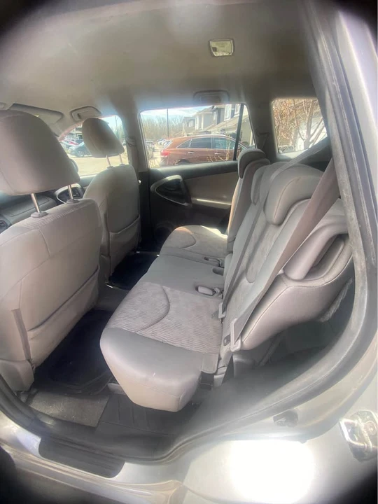 2010 Toyota RAV4 3rd Gen - Image 2 of 7