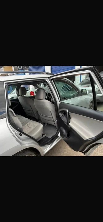 2010 Toyota RAV4 3rd Gen - Image 4 of 7