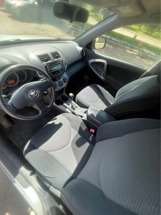 2010 Toyota RAV4 3rd Gen - Image 7 of 8