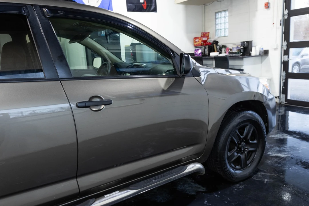 2010 Toyota RAV4 3rd Gen - Image 16 of 21