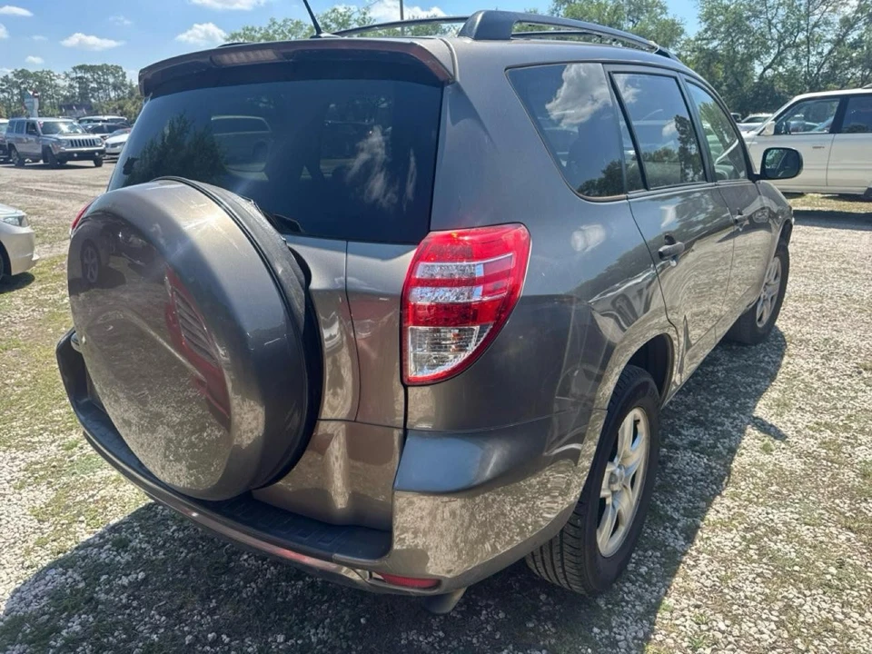 2010 Toyota RAV4 3rd Gen - Image 3 of 12