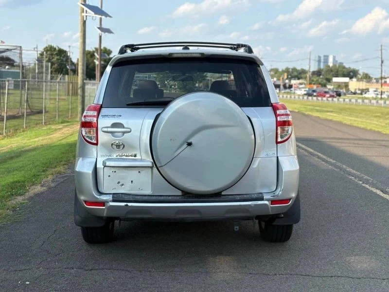 2010 Toyota RAV4 3rd Gen - Image 6 of 12