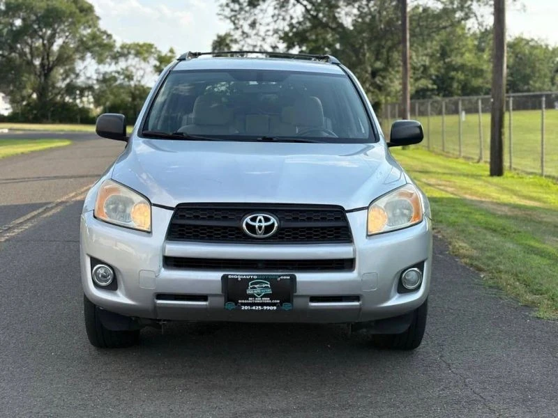 2010 Toyota RAV4 3rd Gen - Image 9 of 12