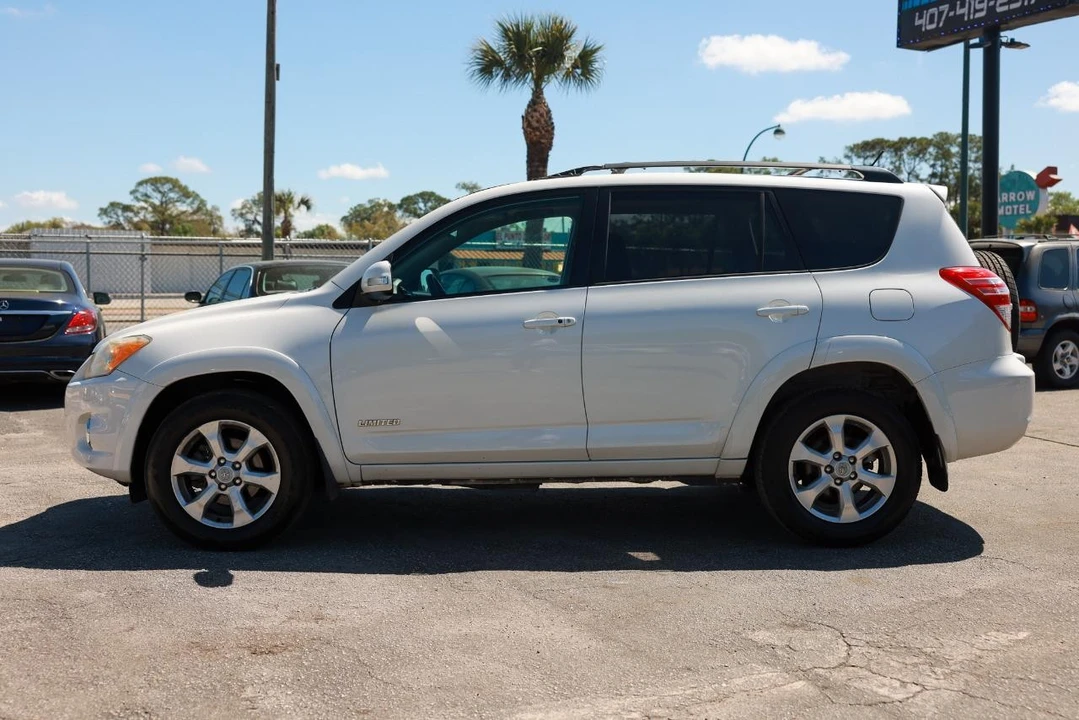 2010 Toyota RAV4 3rd Gen - Image 3 of 21