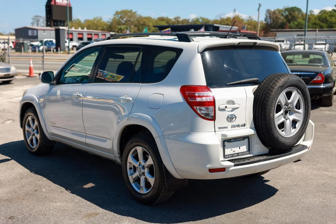 2010 Toyota RAV4 3rd Gen - Image 5 of 21