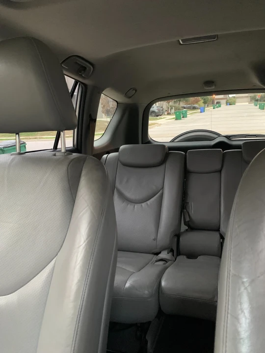 2010 Toyota RAV4 3rd Gen - Image 8 of 19