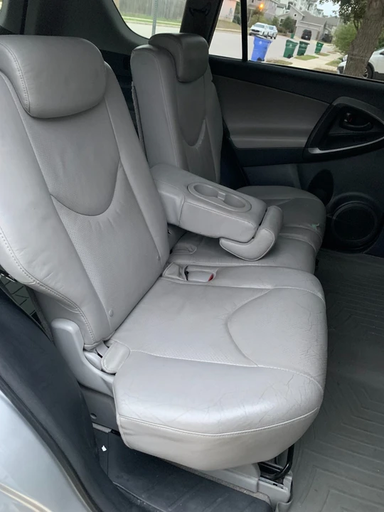2010 Toyota RAV4 3rd Gen - Image 7 of 19