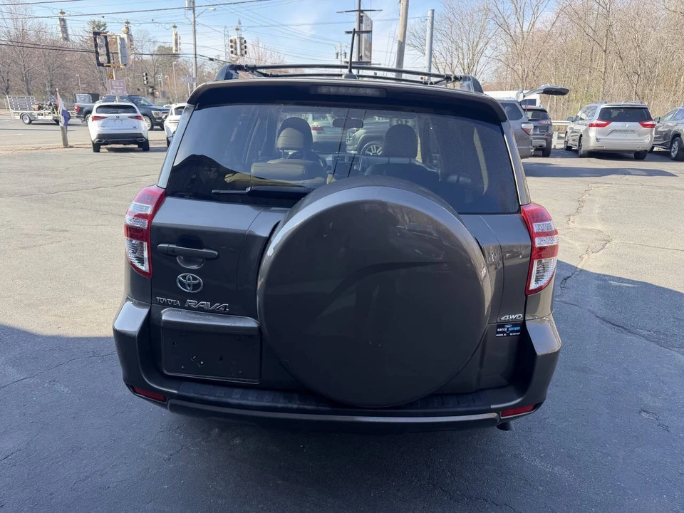 2010 Toyota RAV4 3rd Gen - Image 6 of 21