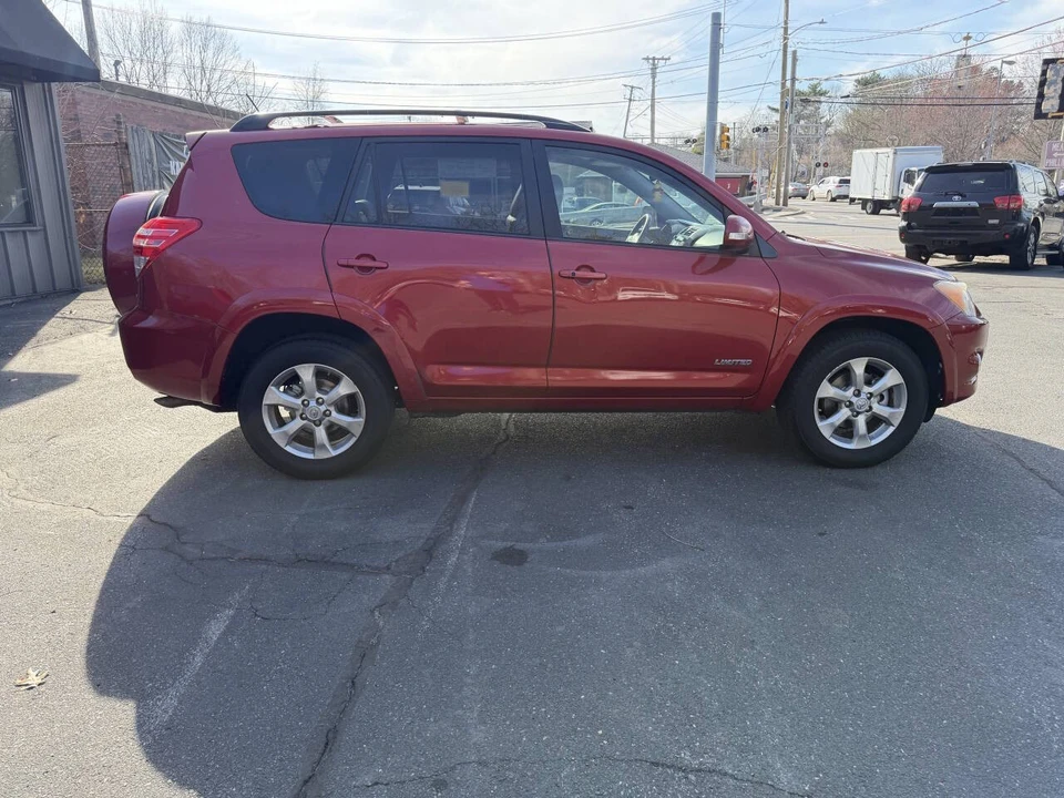2010 Toyota RAV4 3rd Gen - Image 13 of 21