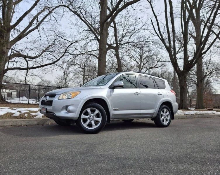 2010 Toyota RAV4 3rd Gen - Image 2 of 12