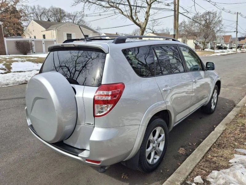 2010 Toyota RAV4 3rd Gen - Image 10 of 12