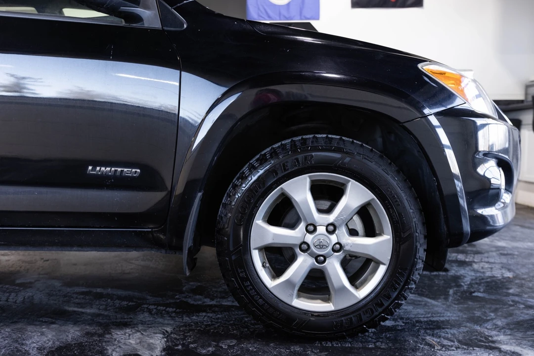 2010 Toyota RAV4 3rd Gen - Image 18 of 21