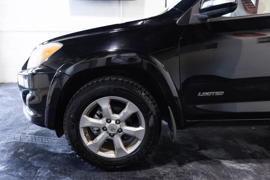 2010 Toyota RAV4 3rd Gen - Image 5 of 21