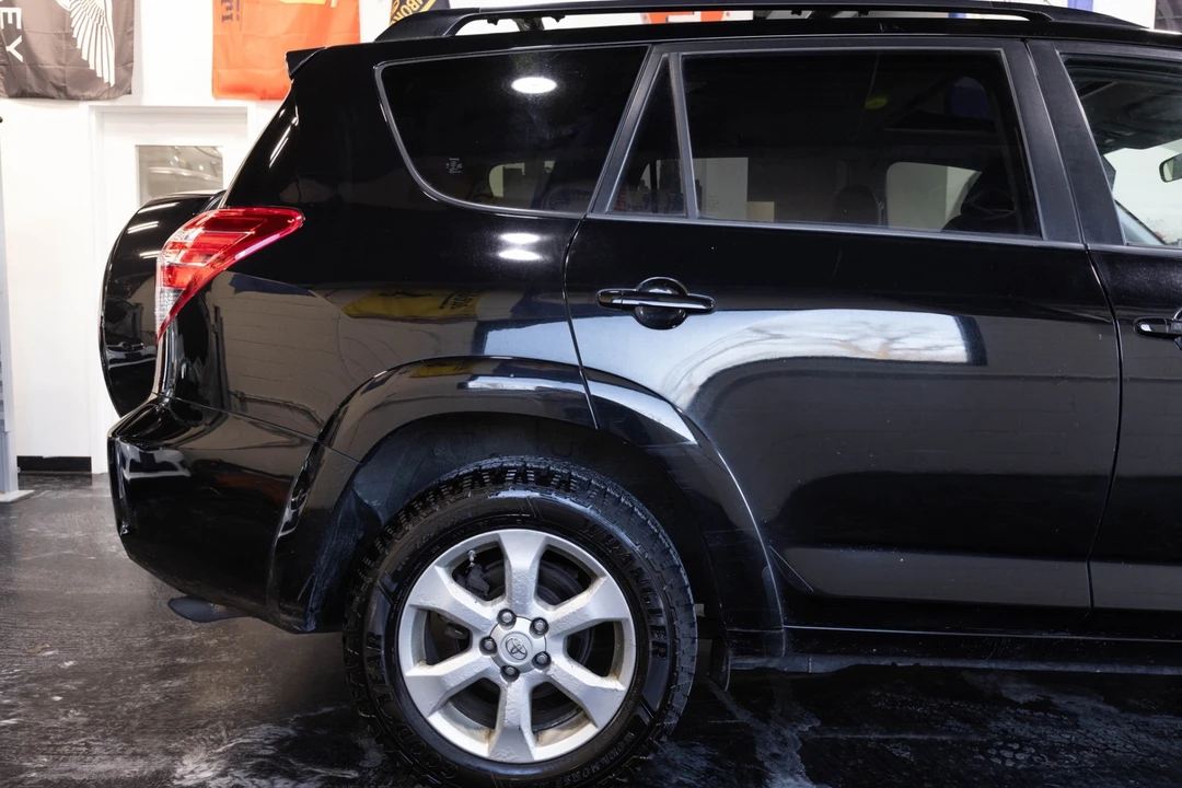 2010 Toyota RAV4 3rd Gen - Image 14 of 21