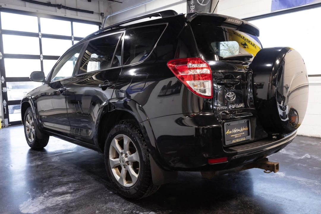 2010 Toyota RAV4 3rd Gen - Image 9 of 21