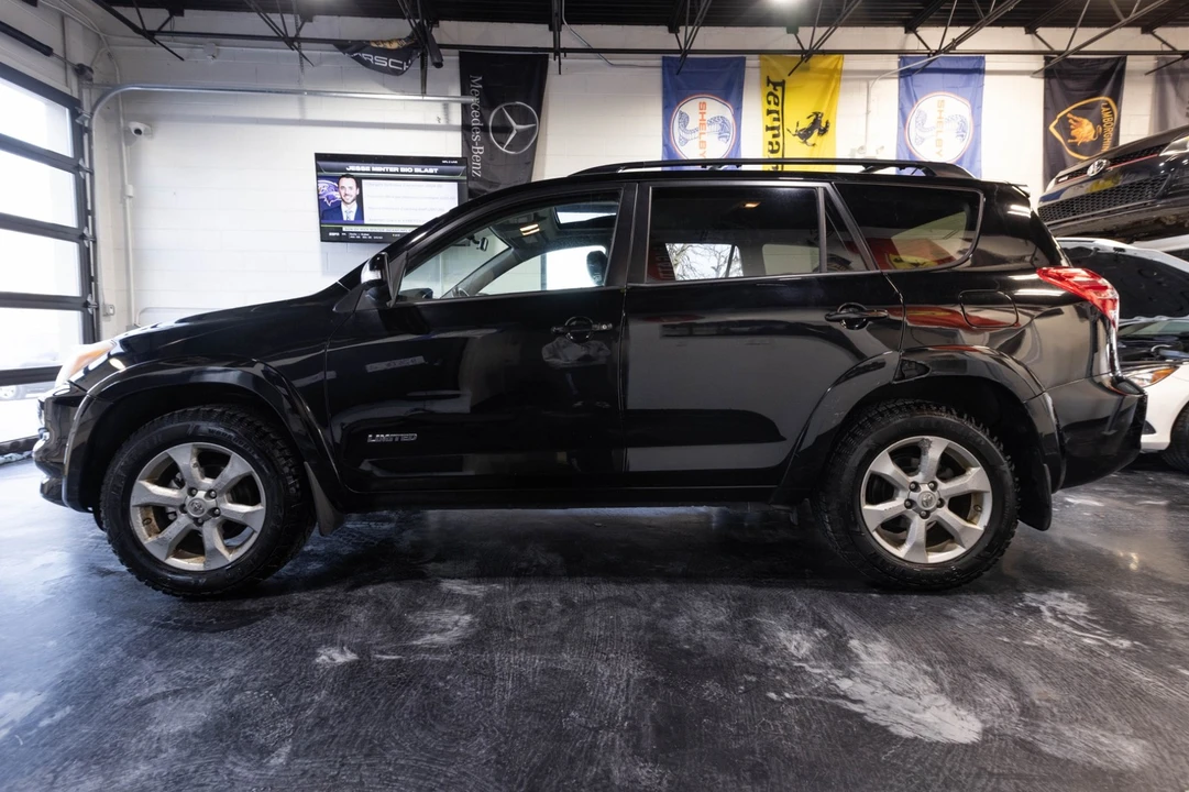2010 Toyota RAV4 3rd Gen - Image 3 of 21