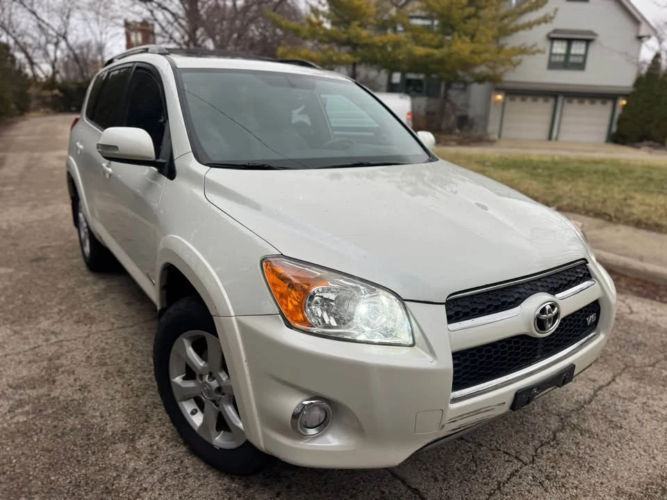 2010 Toyota RAV4 3rd Gen - Image 8 of 19