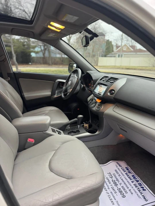 2010 Toyota RAV4 3rd Gen - Image 10 of 19