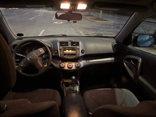 2010 Toyota RAV4 3rd Gen - Image 11 of 11