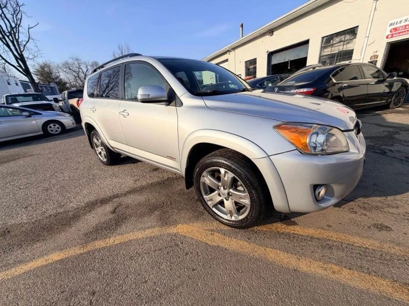 2010 Toyota RAV4 3rd Gen - Image 5 of 12