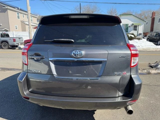2010 Toyota RAV4 3rd Gen - Image 10 of 15
